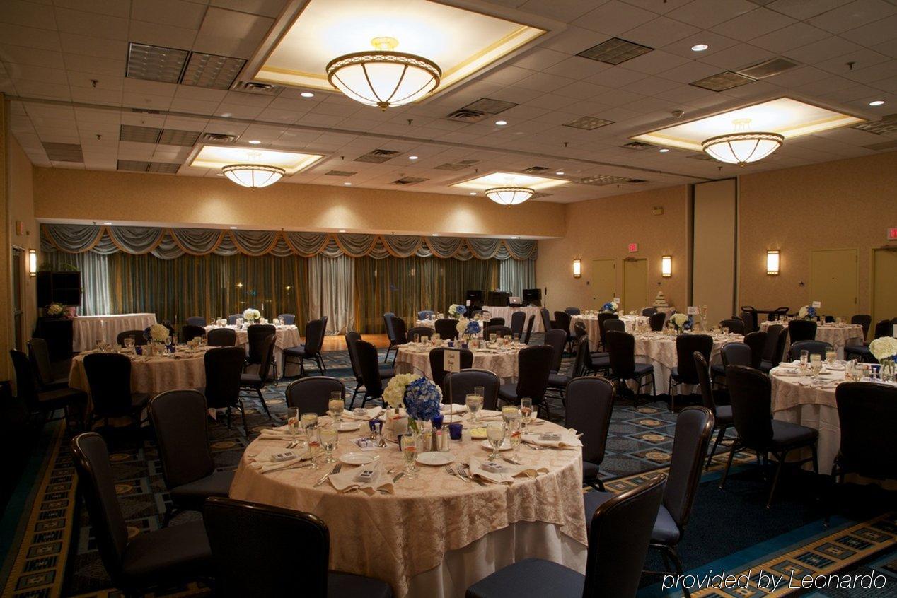 Courtyard By Marriott Philadelphia City Avenue Restaurant bilde