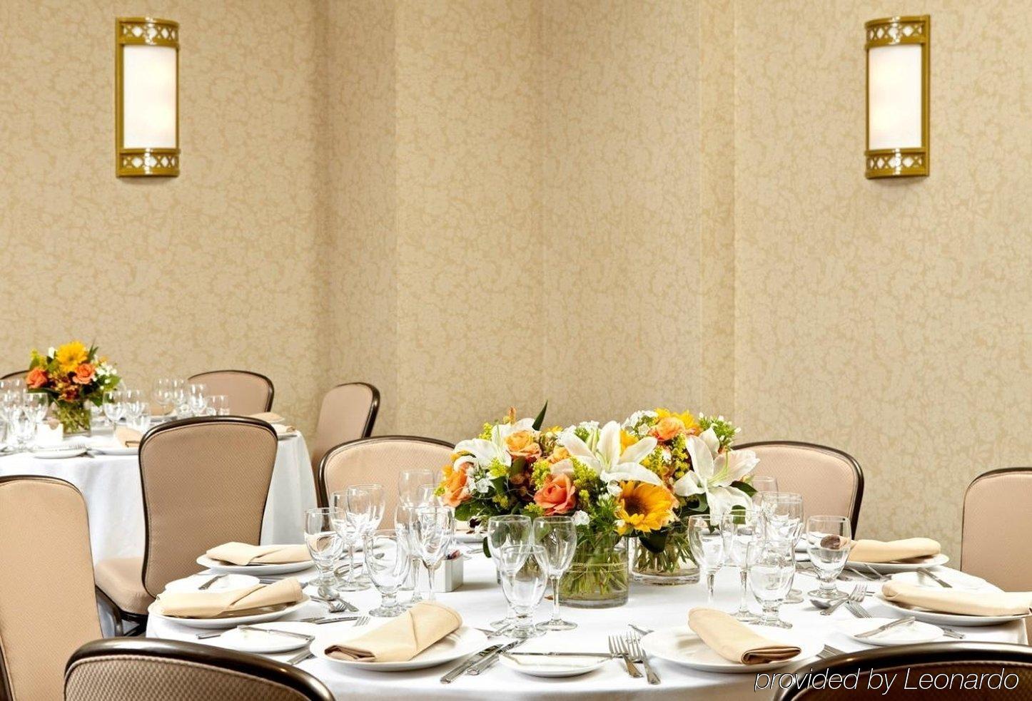 Courtyard By Marriott Philadelphia City Avenue Restaurant bilde